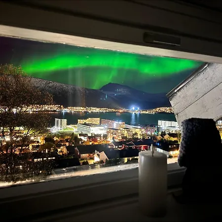 Cozy Apartment With Two Bedrooms And Beautiful View Tromsø Exterior foto
