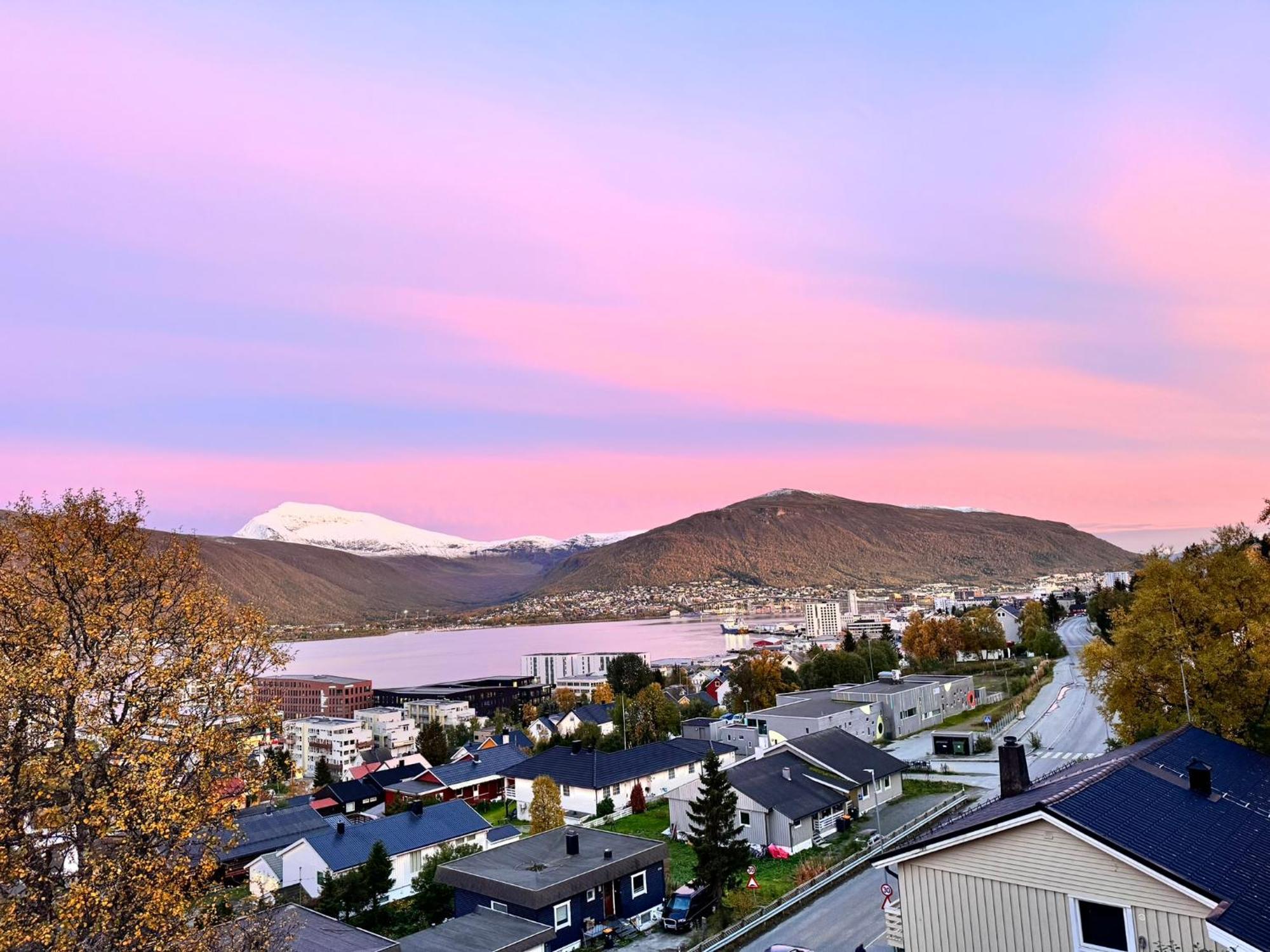Cozy With Two Bedrooms And Beautiful View Appartement *